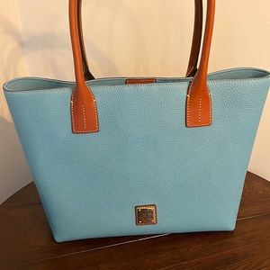 Brand new never used Dooney & Burke Tote.